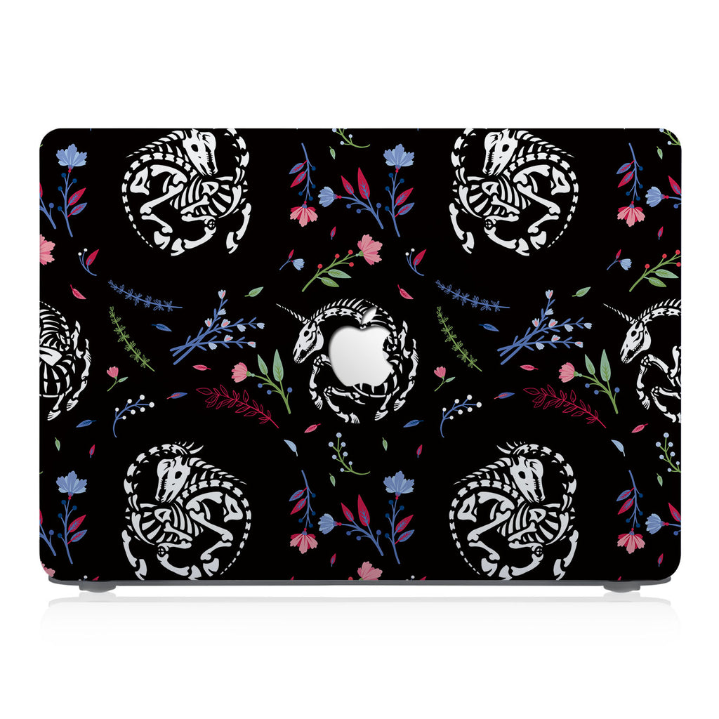 This lightweight, slim hardshell with Animal Skeleton design is easy to install and fits closely to protect against scratches