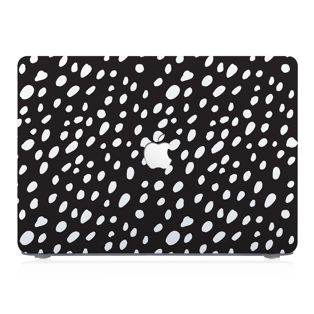 This lightweight, slim hardshell with Polka Dot design is easy to install and fits closely to protect against scratches