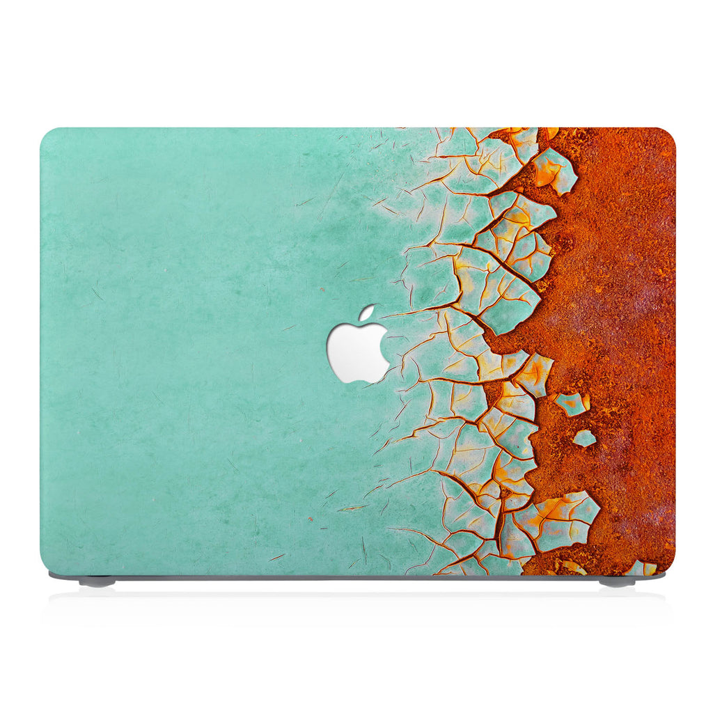 This lightweight, slim hardshell with Rusted Metal design is easy to install and fits closely to protect against scratches