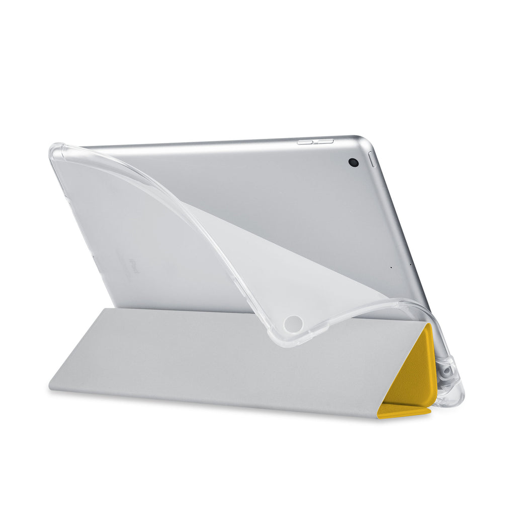 Balance iPad SeeThru Casd with Cat Fun Design has a soft edge-to-edge liner that guards your iPad against scratches.