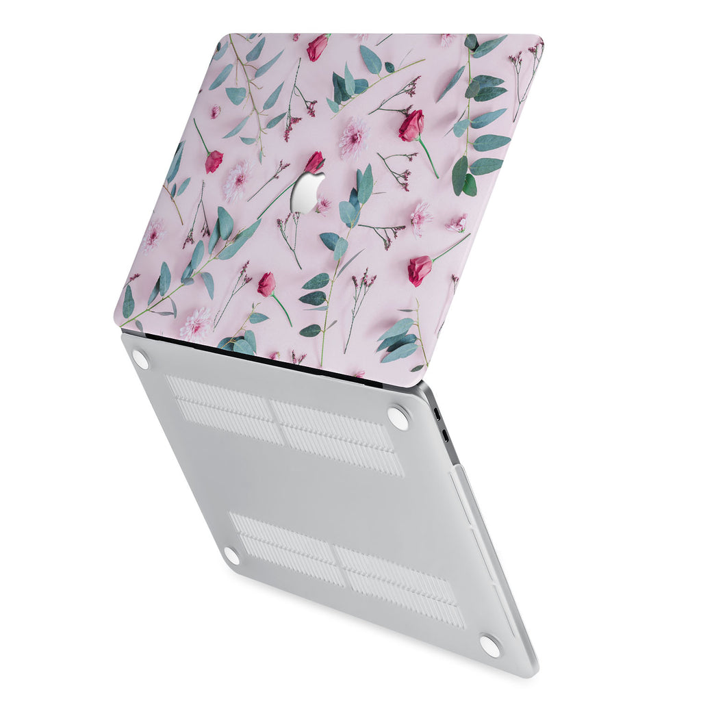 hardshell case with Flat Flower 2 design has rubberized feet that keeps your MacBook from sliding on smooth surfaces