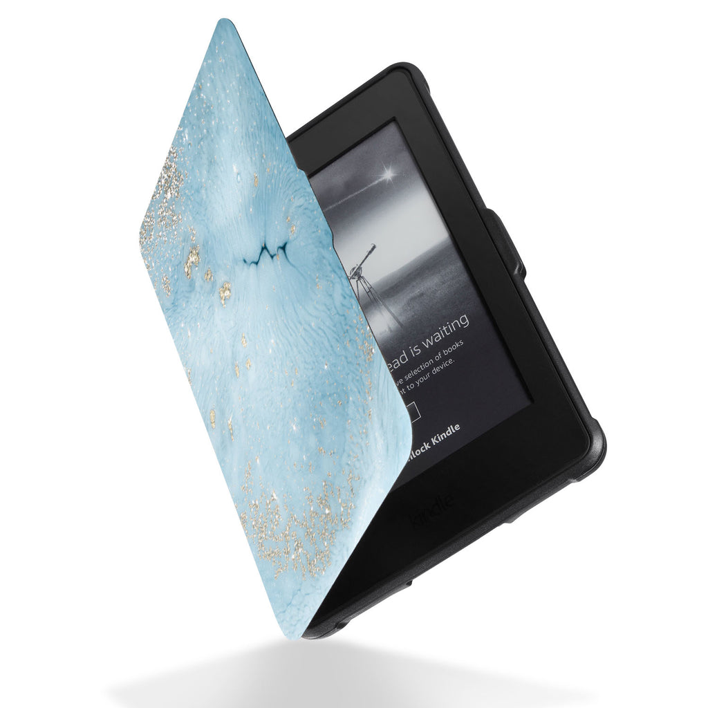Reinforced rubber bumpers on the corners to protect your Kindle Paperwhite 