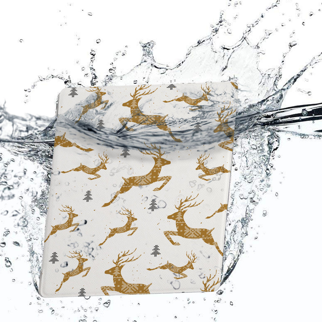 Water-safe fabric cover complements your Kindle Oasis Case with Christmas design