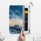 Vista Case iPad Premium Case with Landscape Design has built-in magnets are strategically placed to put your tablet to sleep when not in use and wake it up automatically when you need it for an extended battery life.